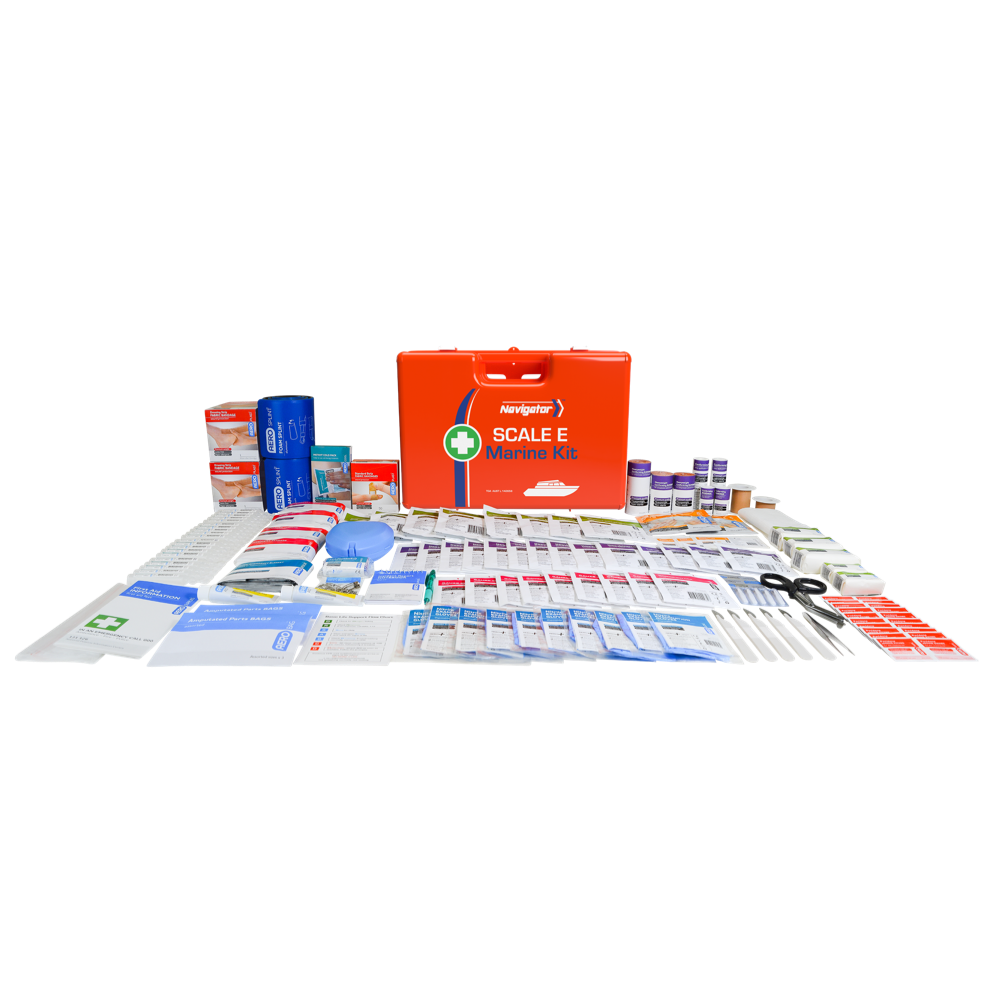 NAVIGATOR Scale E Marine First Aid Kit 42.8 X 30.4 X 14.6cm