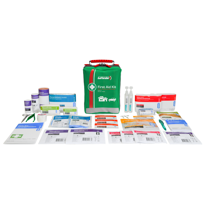 DEFENDER 3 Series Softpack Versatile First Aid Kit 13 X 9 X 19.5cm